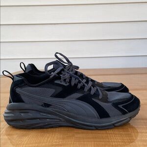 Puma Hypnotic LS Mens Shoes Black and Gray Sneakers Size 9.5